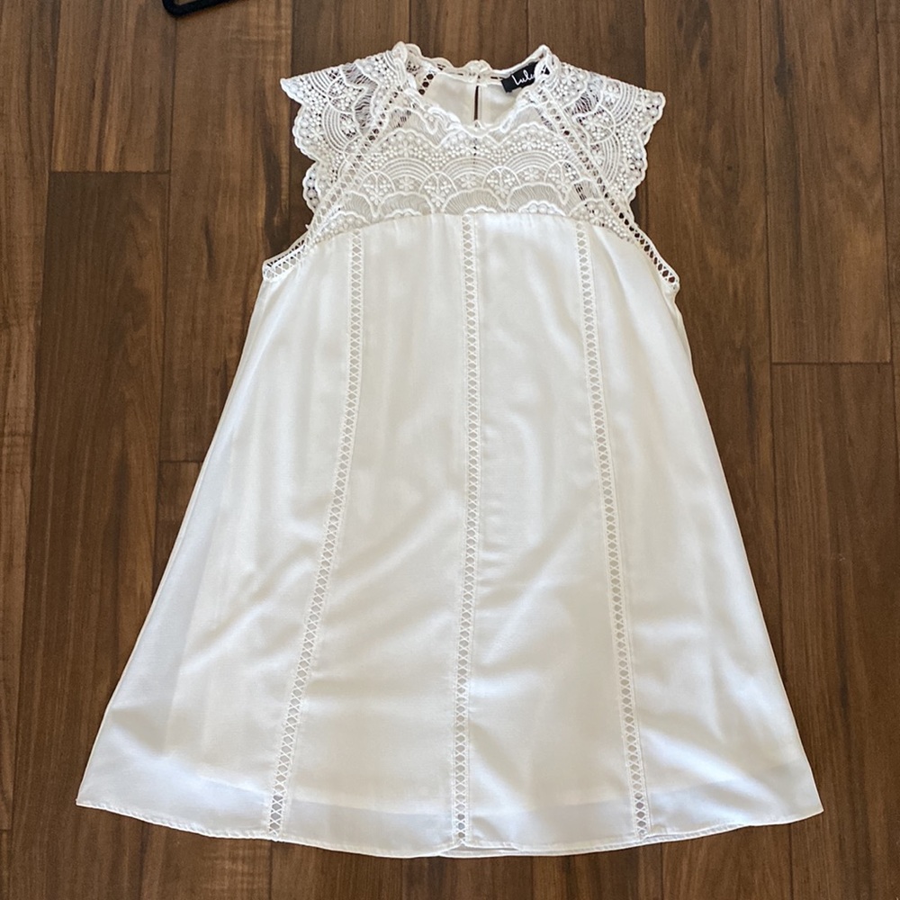 Lulu’s Hey Doll Ivory Lace Shift Dress